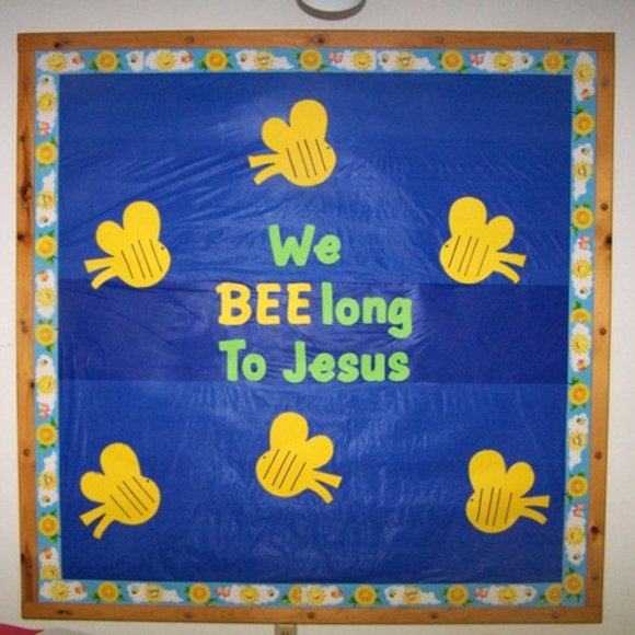 Cricut Disney POOH font - Picture 6 of 12